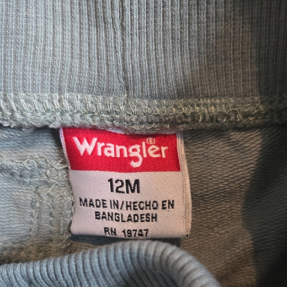 Wrangler Infant Tee in Soft Gray - Picture 2 of 3